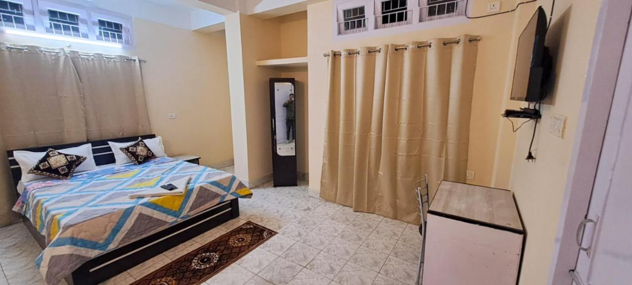 Green Vista Homestay Guwahati Exteriör bild